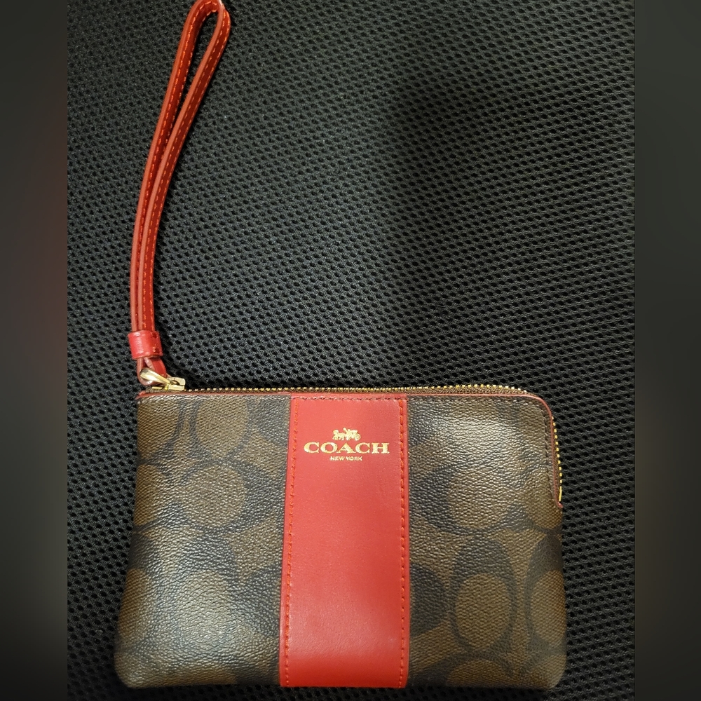 Small Coach Wristlet
